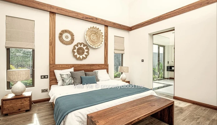 Balaclava - Sumptuous 3 bedroom villa with private pool