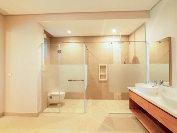 4 Bedroom Apartment