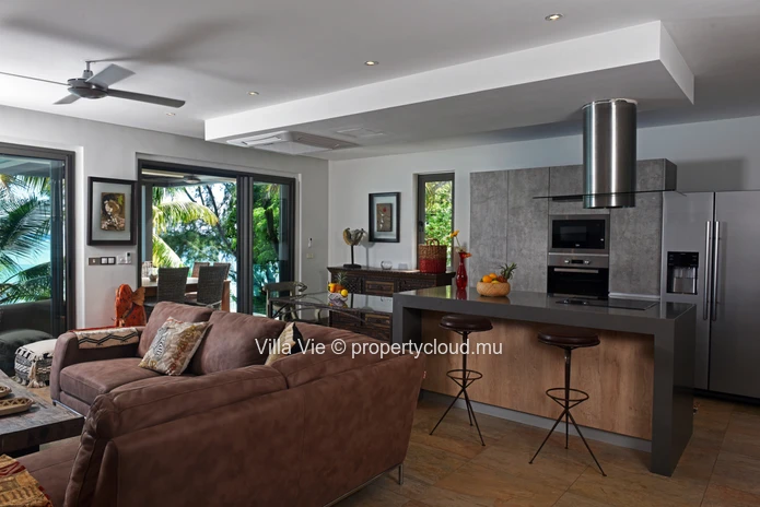Péreybère - Splendid apartment of 3 rooms feet in beachfront