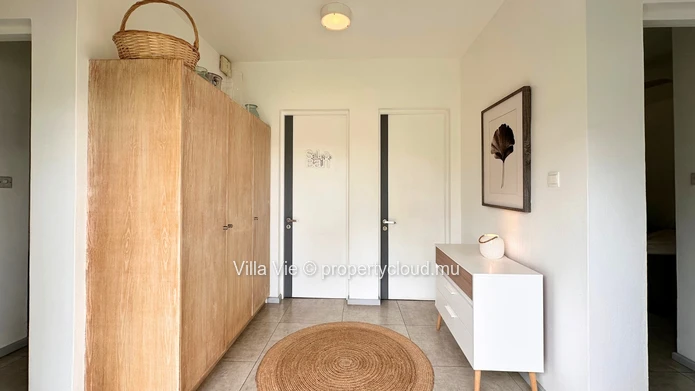 Élégante villa de 4 chambres avec bureau/studio, et piscine privée