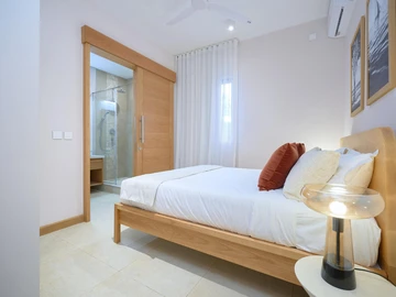 4 Bedroom Apartment