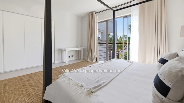 Péreybère - Magnifique penthouse de 3 chambres avec grand rooftop et piscine privée (Mandat exclusif)