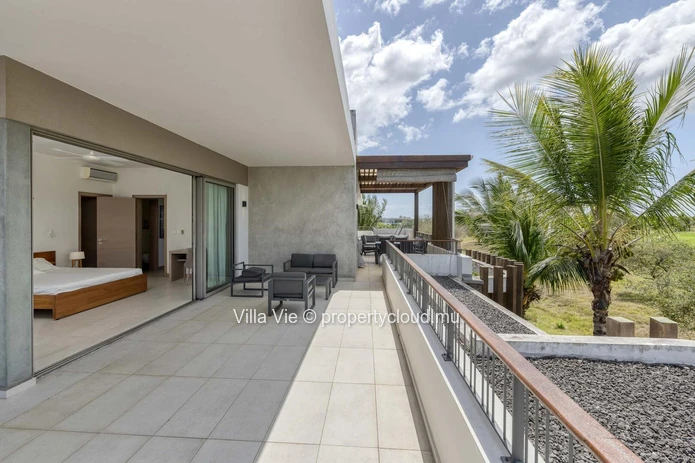 Mont Choisy - 3-bedroom penthouse with golf view