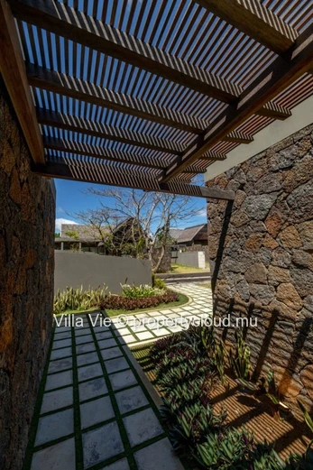 Mont Mascal – Stunning 4-bedroom villa with private swimming pool