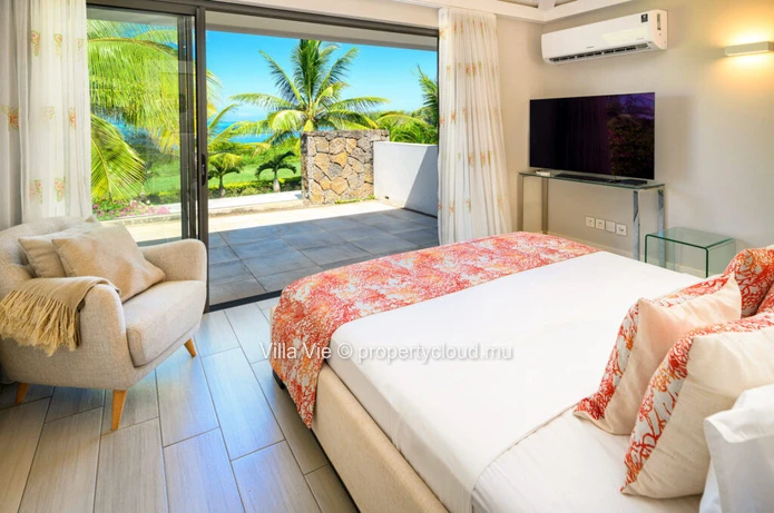 Haute Rive - Magnificent 4 bedroom villa with sea view 