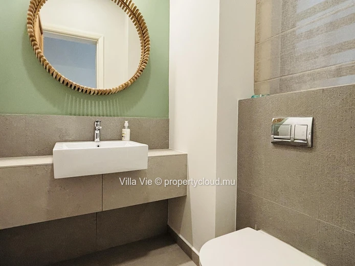 Belle Vue - Beautiful 4-bedroom apartment on the first floor