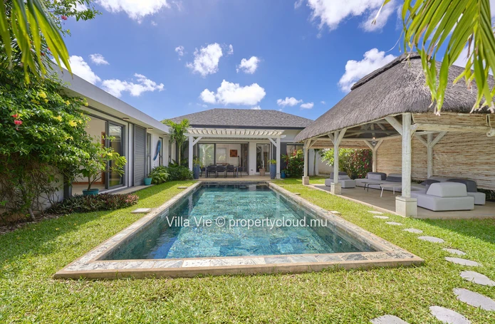 Grand Baie - Très belle villa de 4 chambres en-suite, piscine et kiosque
