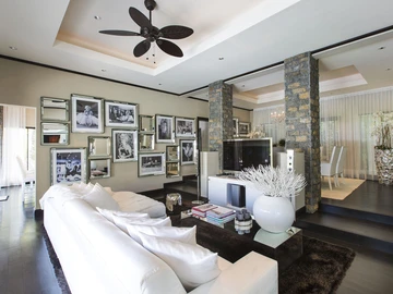 5 Bedroom Villa
