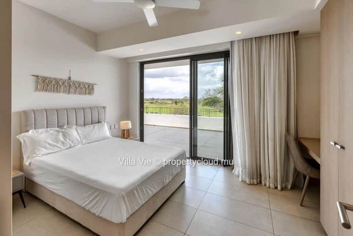 Mont Choisy - 3-bedroom penthouse with golf view