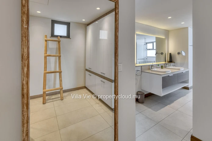 Mont Choisy - 3-bedroom penthouse with golf view