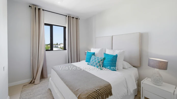 Péreybère - Magnifique penthouse de 3 chambres avec grand rooftop et piscine privée (Mandat exclusif)