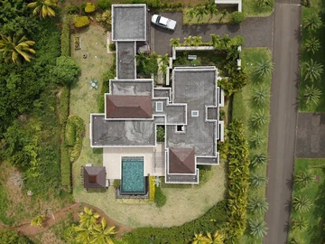 4 Bedroom Villa