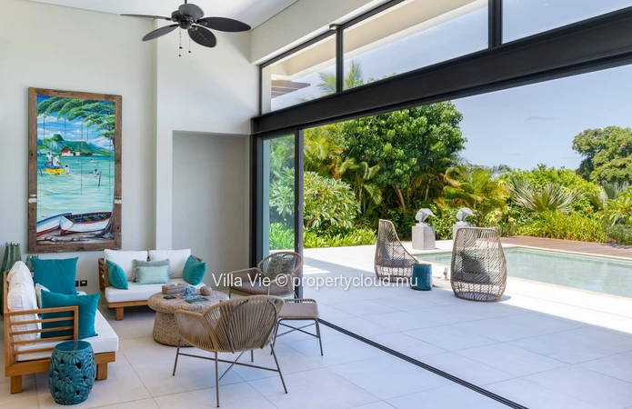 Beau Champ - Luxueux duplex de 4 chambres avec vue sur le golf et la mer