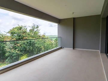 4 Bedroom Apartment