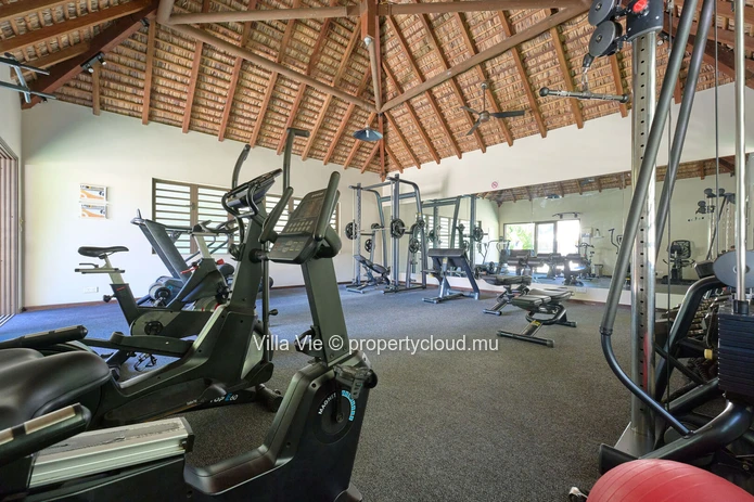 Péreybère - Beautiful, newly renovated 2-bedroom apartment with common swimming pool, spa and gym