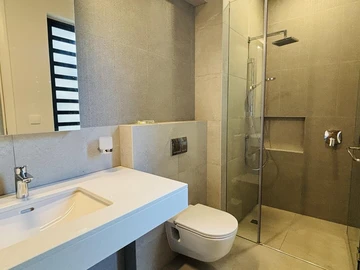 4 Bedroom Apartment