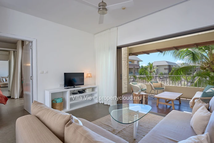 Péreybère - Beautiful, newly renovated 2-bedroom apartment with common swimming pool, spa and gym