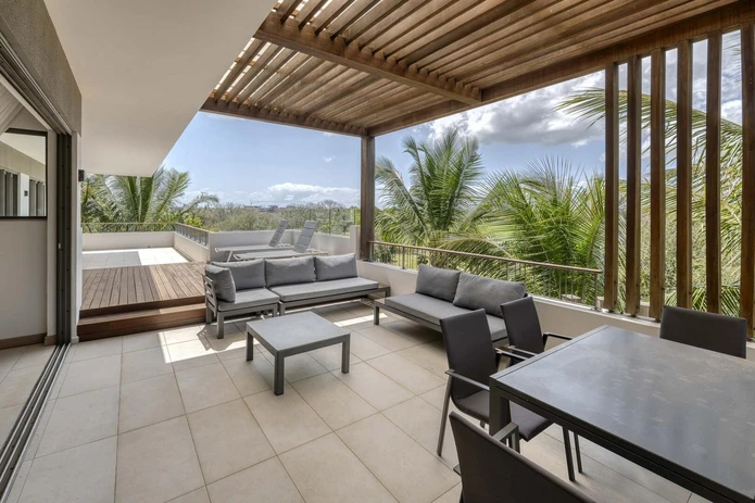 Mont Choisy - 3-bedroom penthouse with golf view