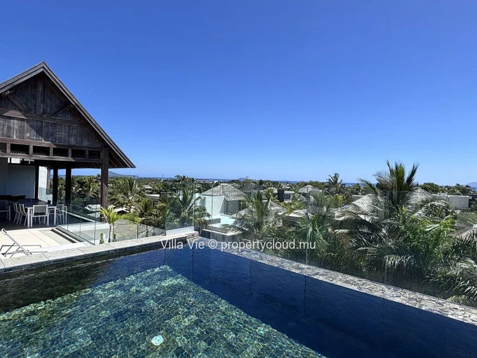 Grand Gaube - Penthouse spacieux de 3 chambres-ensuite avec bureau, piscine et vue sur la mer