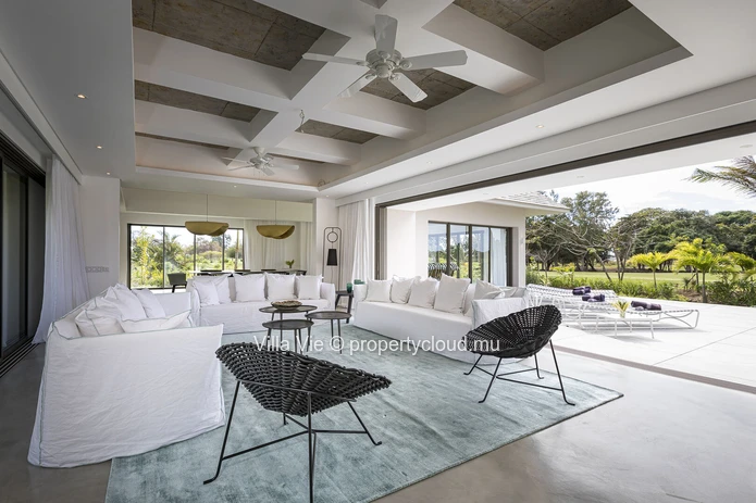 Beau Champ - Spacious 4 bedroom villa with private pool