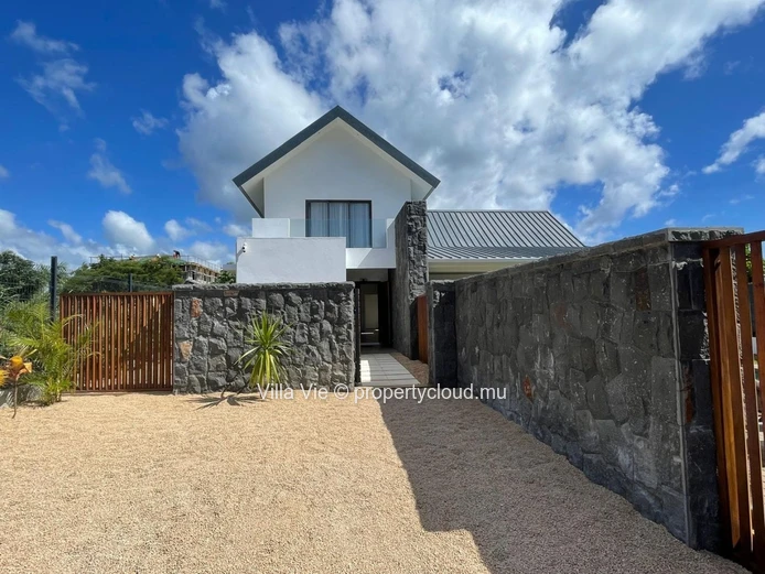 Mont Choisy - Maison Moderne 3 Chambres avec Piscine (Mandat exclusif)