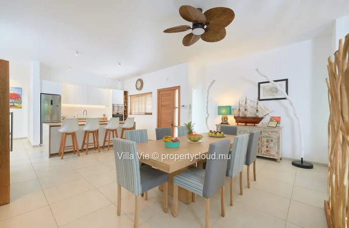 Pointe Aux Canonniers - Appartement de 3 chambres.