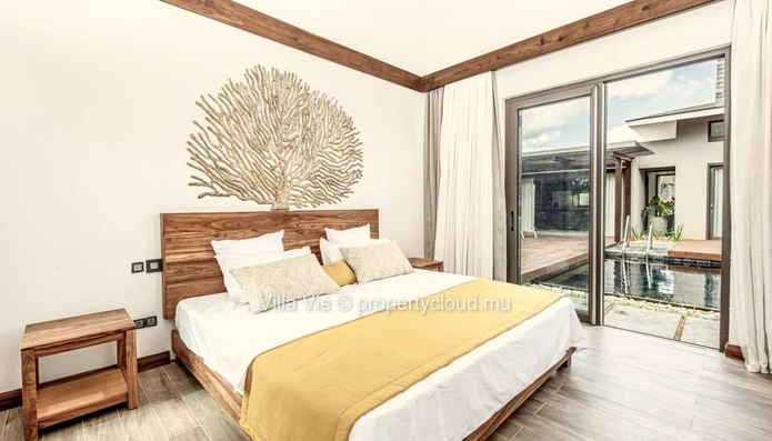Balaclava - Sumptuous 3 bedroom villa with private pool