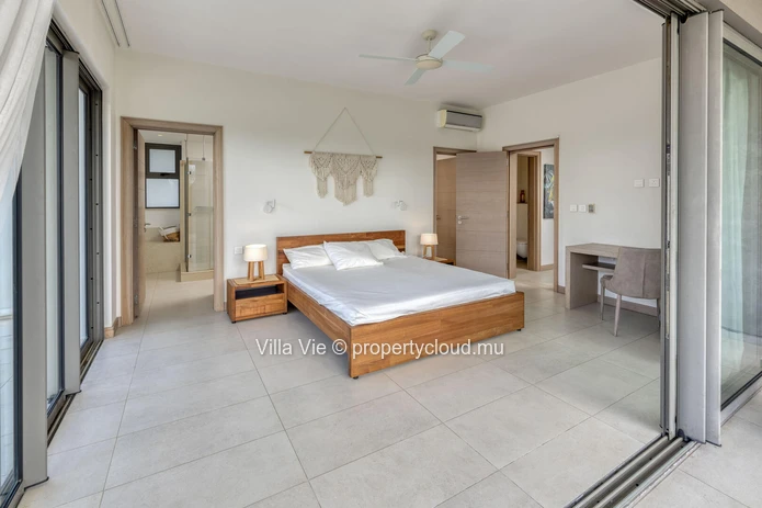 Mont Choisy - 3-bedroom penthouse with golf view