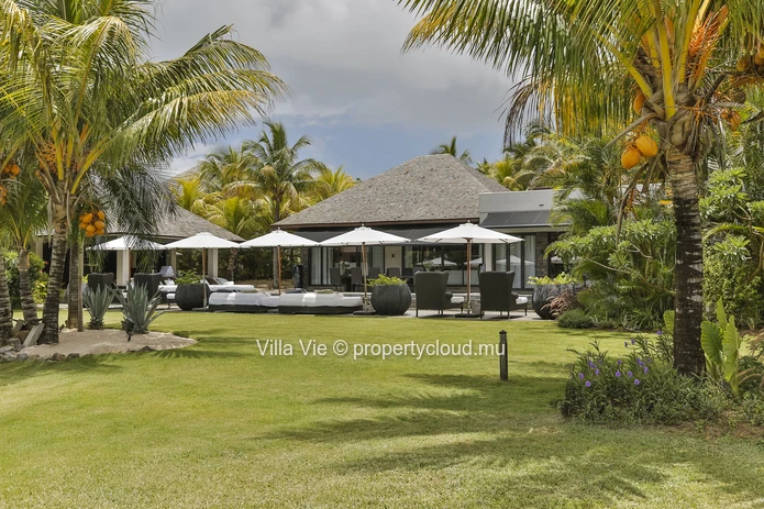 Beau Champ - Sumptuous 4 bedroom villa with private pool