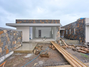 4 Bedroom Villa