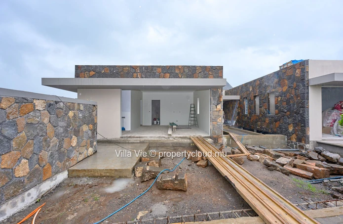 Mont Choisy - 4-Bedroom Villa Designed for Absolute Comfort.