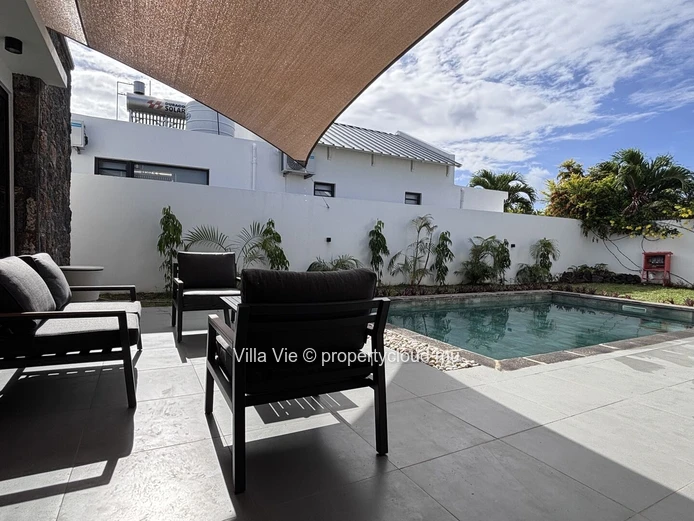 Petit Raffray - Jolie maison de 3 chambres en-suite avec piscine