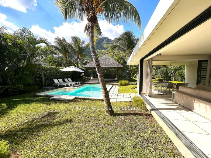 Rivière Noire - Villa Deluxe, luxury house with 3 bedrooms, private pool 