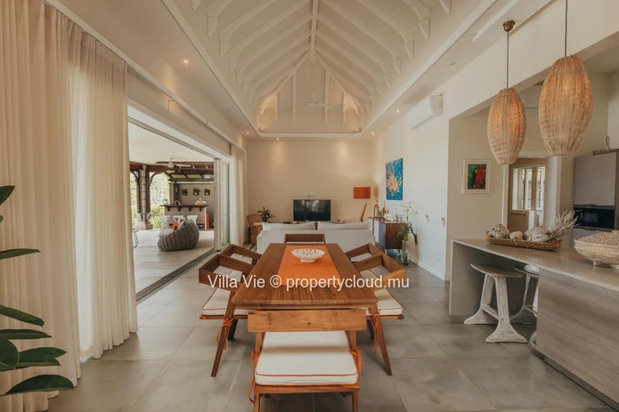 Bel Ombre - Splendid 4 bedroom villa with pool