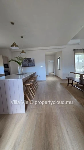 Mont Choisy - Maison Moderne 3 Chambres avec Piscine (Mandat exclusif)