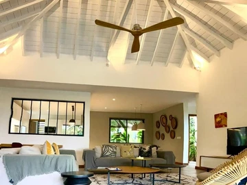 4 Bedroom Villa