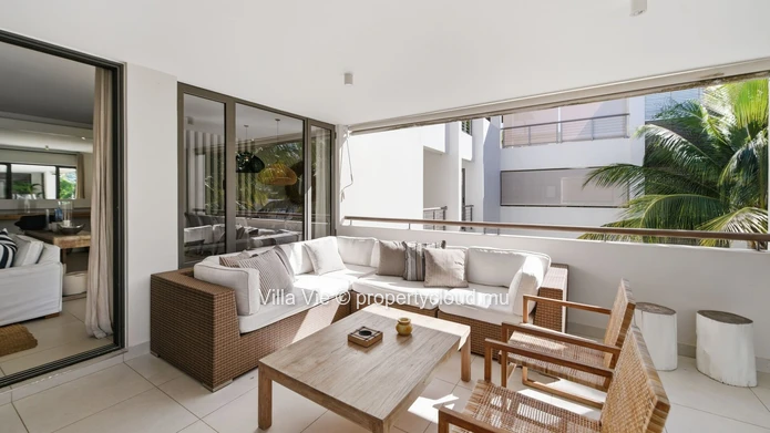 Péreybère - Magnifique penthouse de 3 chambres avec grand rooftop et piscine privée (Mandat exclusif)