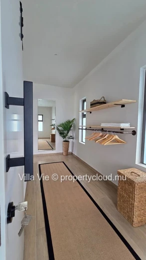 Mont Choisy - Maison Moderne 3 Chambres avec Piscine (Mandat exclusif)
