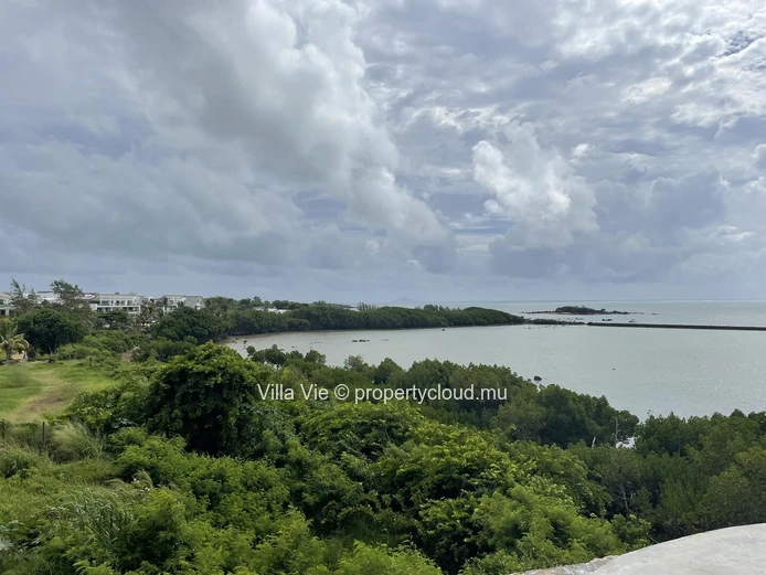 Haute Rive - Magnifique penthouse de 4 chambres en bord de mer