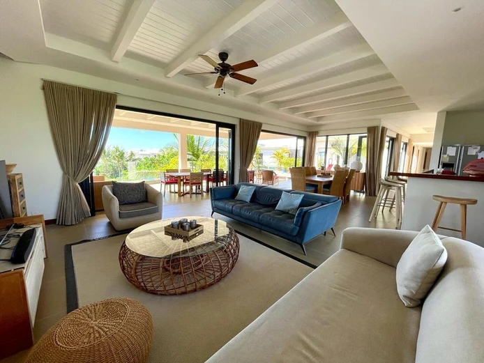 Haute Rive - Magnifique penthouse de 4 chambres en bord de mer