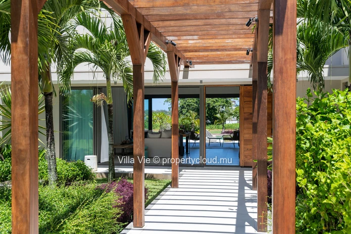 Beau Champ - Luxueux duplex de 4 chambres avec vue sur le golf et la mer