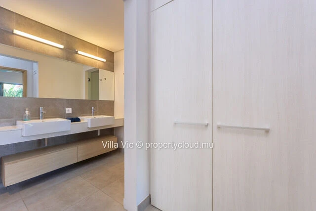 Mont Choisy - Appartement 2 chambres - piscine commune