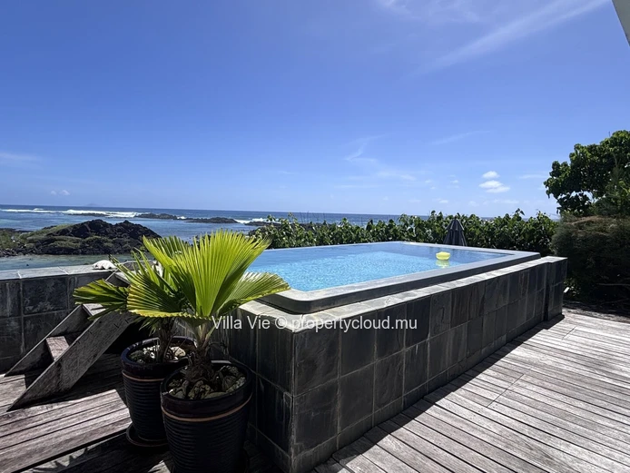 Roches Noires - Maison de 4 chambres avec piscine et vue magnifique sur le lagon de Roches Noires