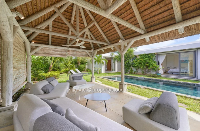 Grand Baie - Très belle villa de 4 chambres en-suite, piscine et kiosque