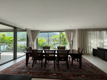 5 Bedroom Townhouse, Duplex