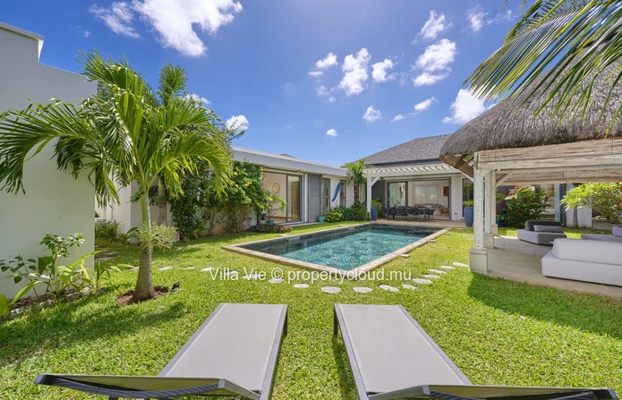 Grand Baie - Très belle villa de 4 chambres en-suite, piscine et kiosque