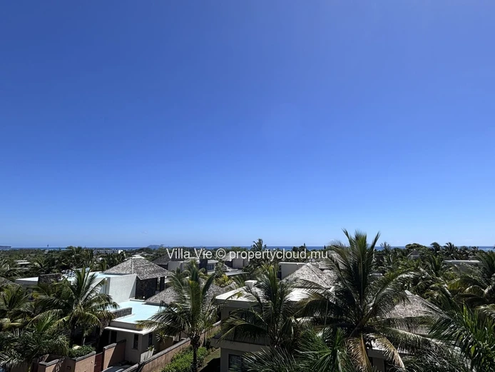 Grand Gaube - Penthouse spacieux de 3 chambres-ensuite avec bureau, piscine et vue sur la mer
