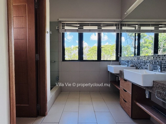 Piton - Maison de 3 chambres et un bureau au sein d'une résidence sécurisée