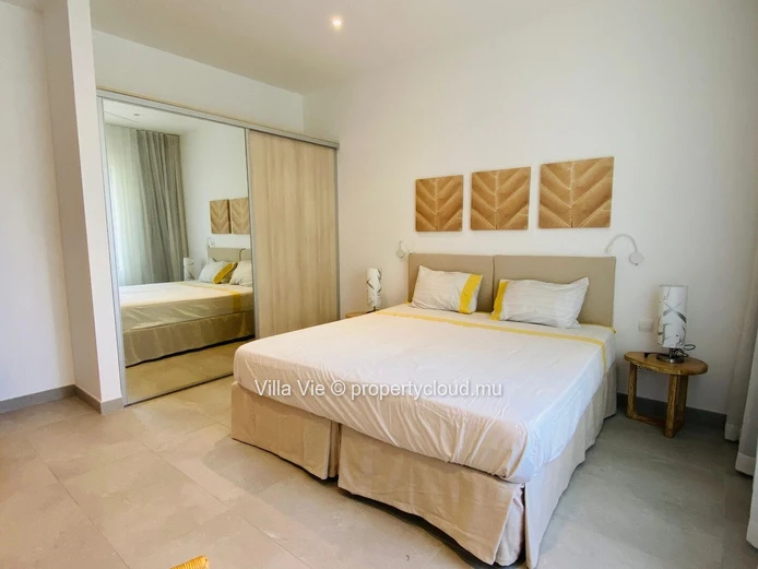 Péreybère - 3-bedroom luxury beachfront apartment