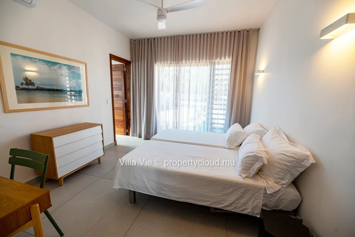 Haute Rive - Modern 4-bedroom villa with golf view